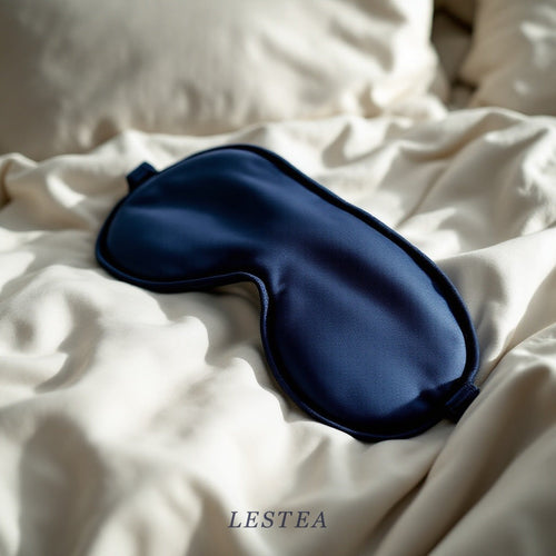 Lestea masque de sommeil en soie - sur lin crème