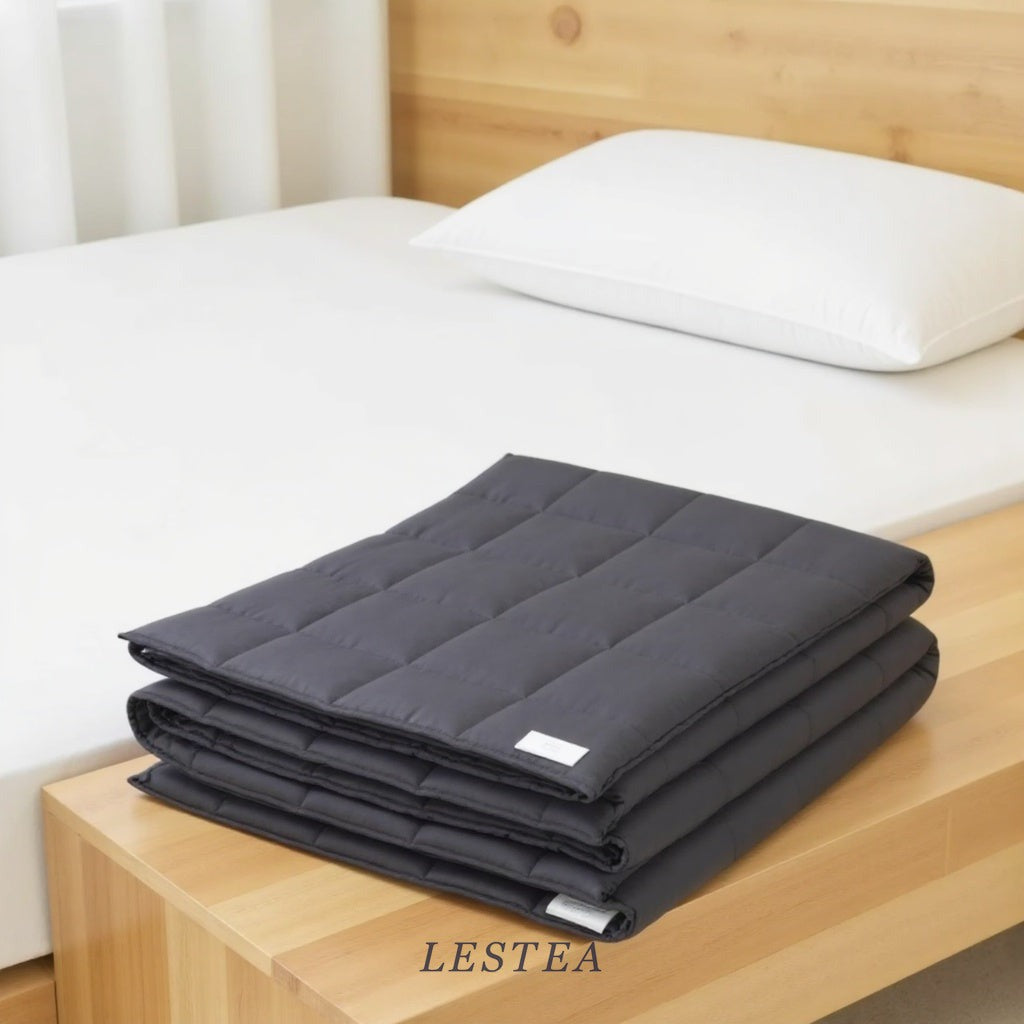 Lestea couverture lestée - sur le lit cosy